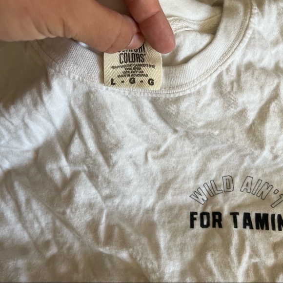 Wild ain’t for tamin tiger tee - Picture 3 of 4